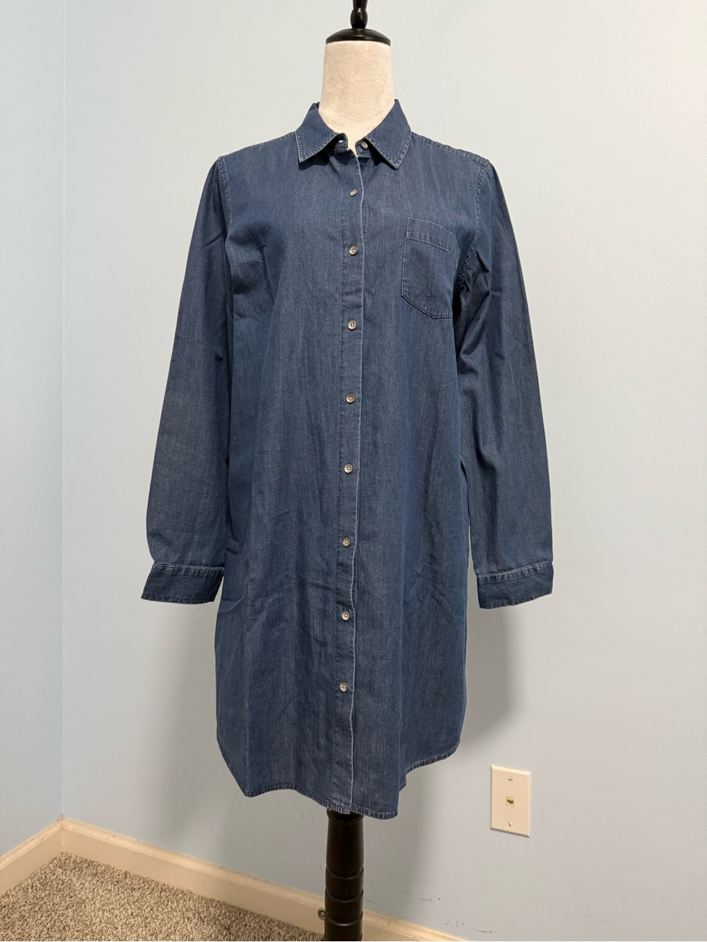 J. Jill Women’s M Chambray Denim Shirt Dress 100% Cotton Button Front Blue